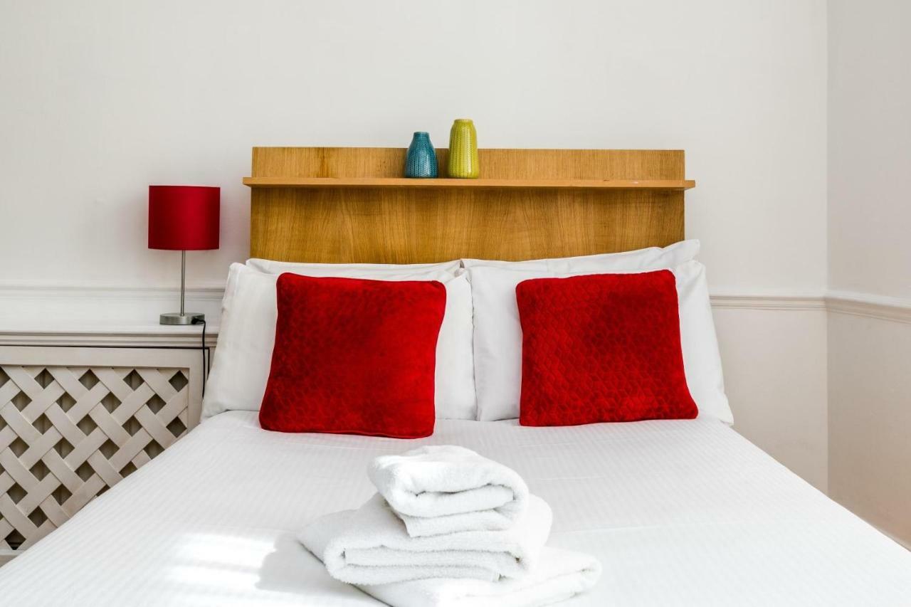 New 1 Bedroom Earls Court Flat Centre Of Лондон Экстерьер фото